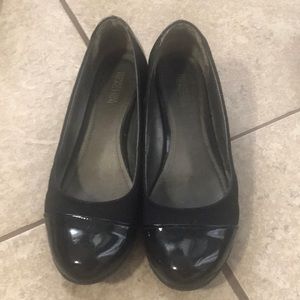 Kenneth Cole reaction comfy shoes